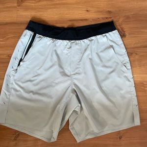 Ten Thousand Interval short | M | no liner | 7 inch inseam